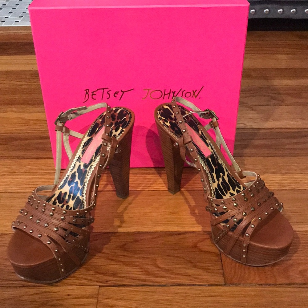 Betsy Johnson brown platforms with glittery sole.